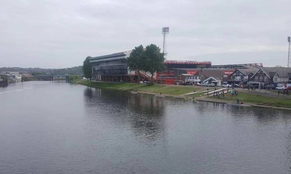 Οπαδός της Νότιγχαμ βιάστηκε να πανηγυρίσει κι έκανε κάτι... τρελό!